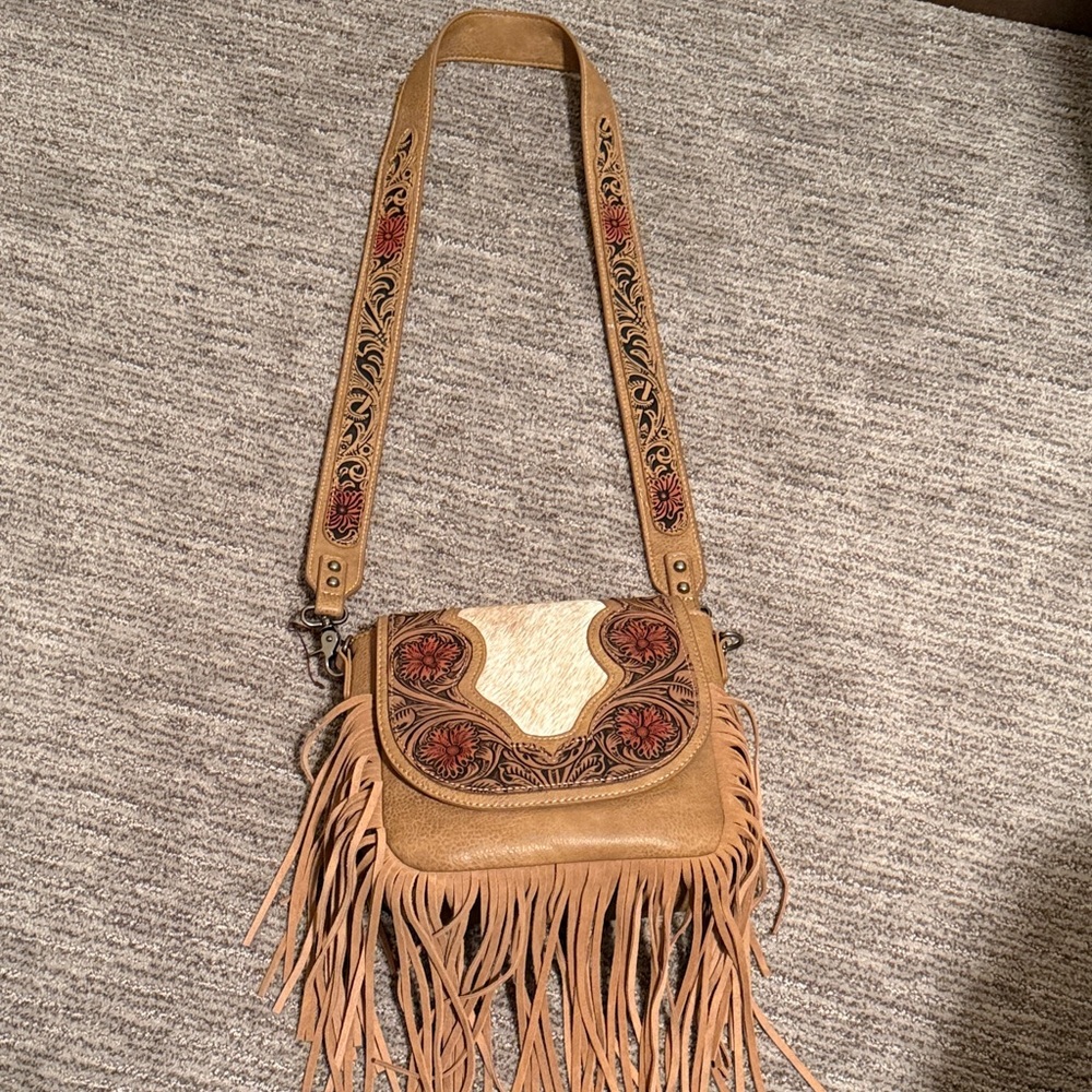 Montana West Tan and Brown Fringe Crossbody Bag - Picture 5 of 5